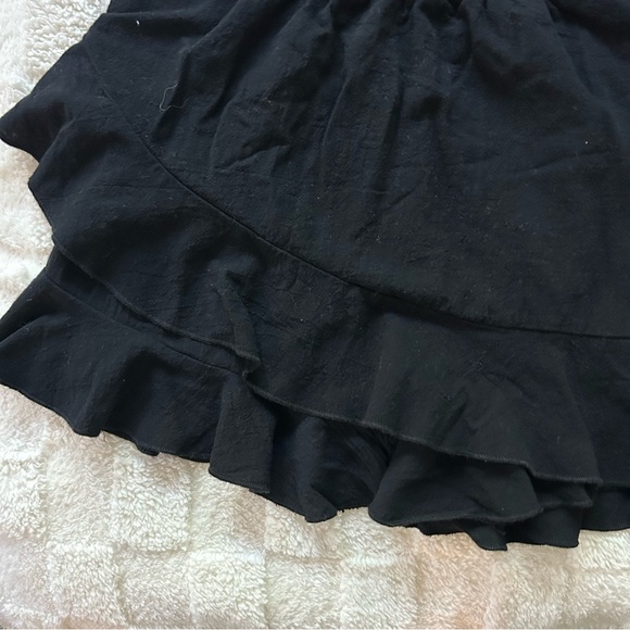 Lets Run Wild • ruffle skort - Picture 3 of 6